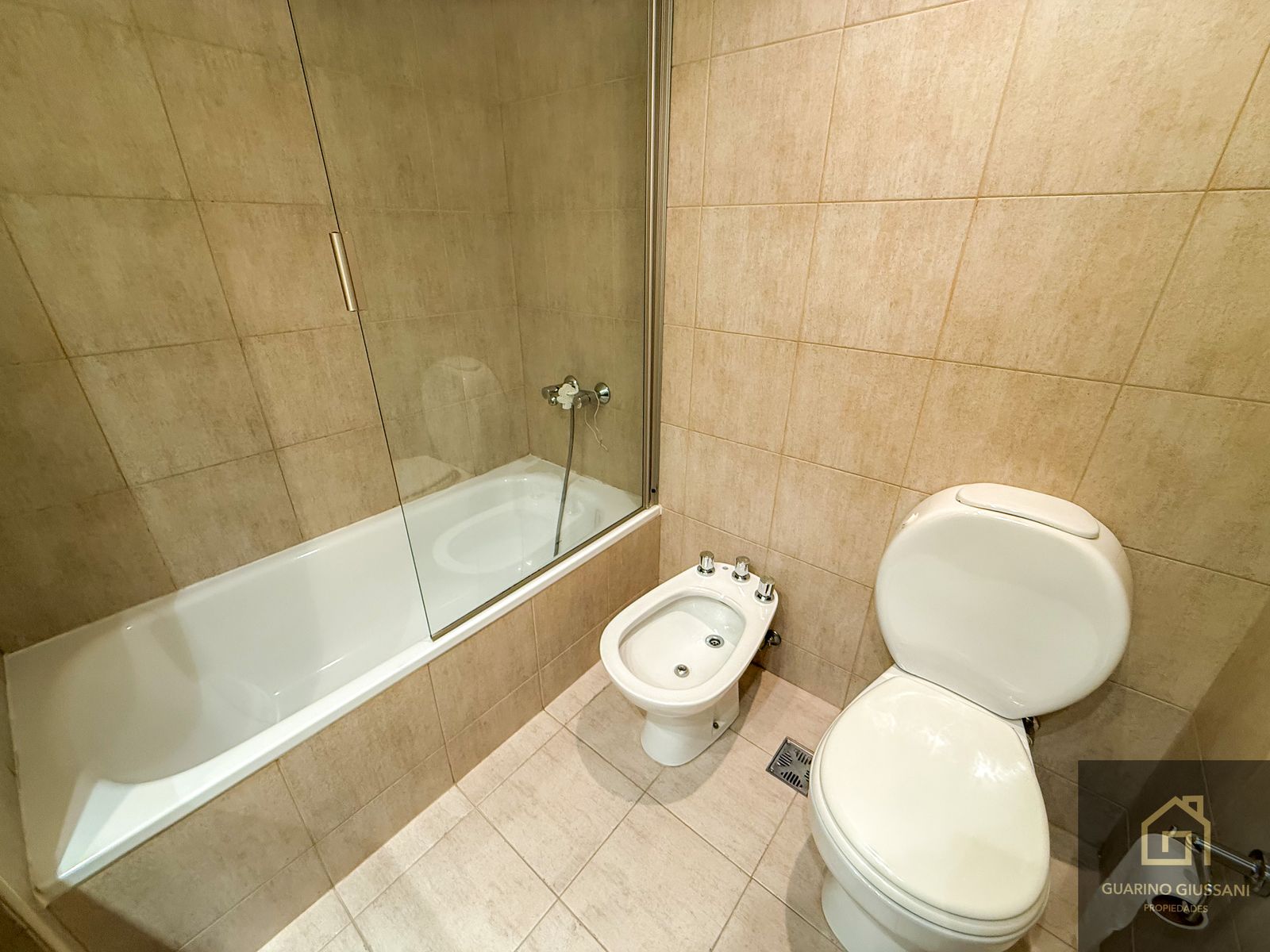 3 AMBIENTES EN TORRE QUARTIER ORO CON COCHERA y BAULERA, MUY LUMIMOSO, VISTA AL RIO - 17