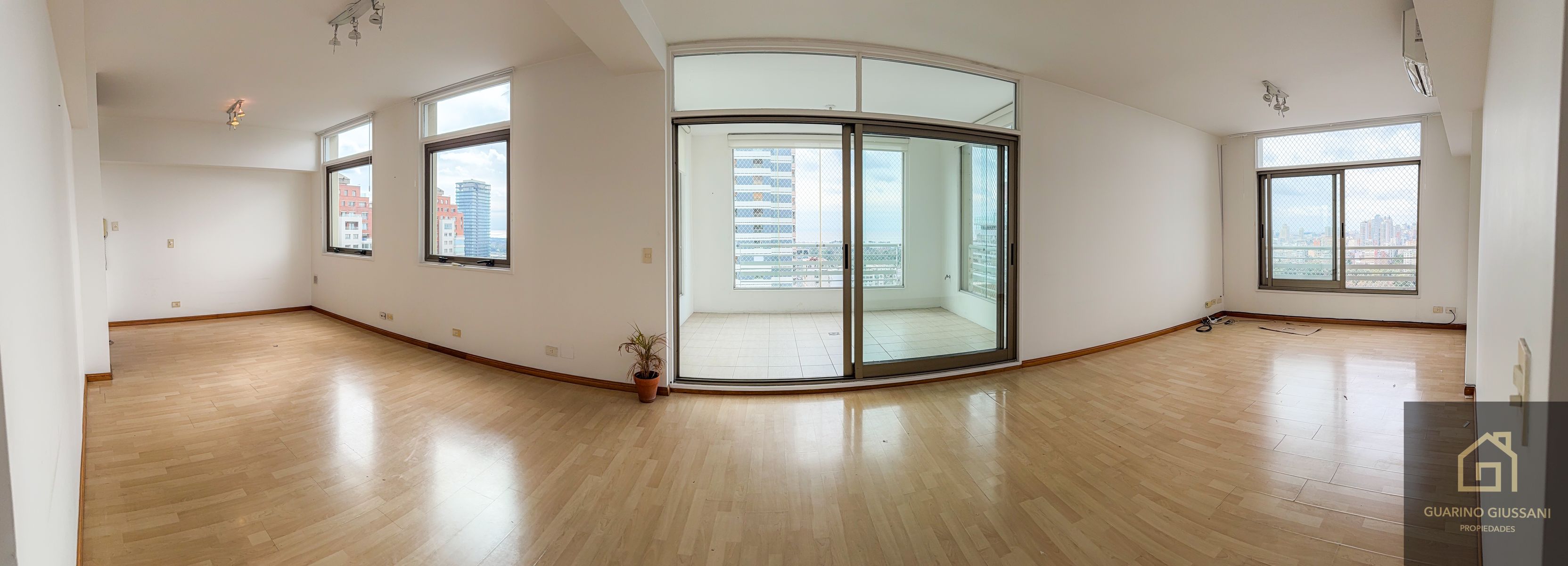 3 AMBIENTES EN TORRE QUARTIER ORO CON COCHERA y BAULERA, MUY LUMIMOSO, VISTA AL RIO - 18