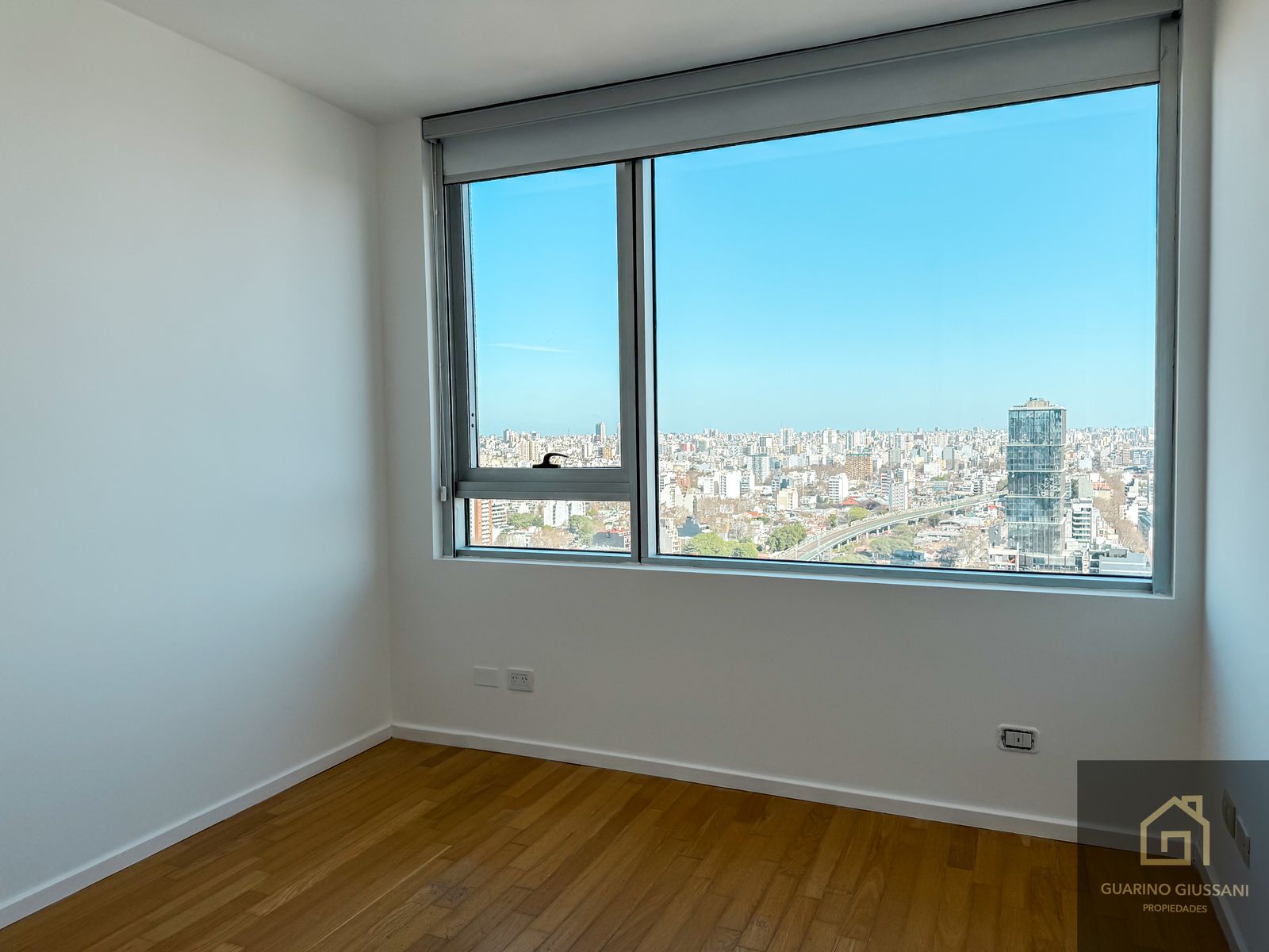 BAJO VALOR 3 AMB EN ALQUILER EN TORRES MIRABILIA PISO ALTO CON COCHERA VISTA ABIERTA A LA CIUDAD - 22
