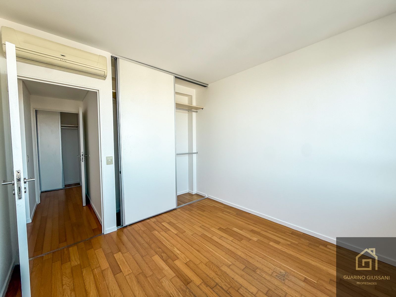 BAJO VALOR 3 AMB EN ALQUILER EN TORRES MIRABILIA PISO ALTO CON COCHERA VISTA ABIERTA A LA CIUDAD - 25