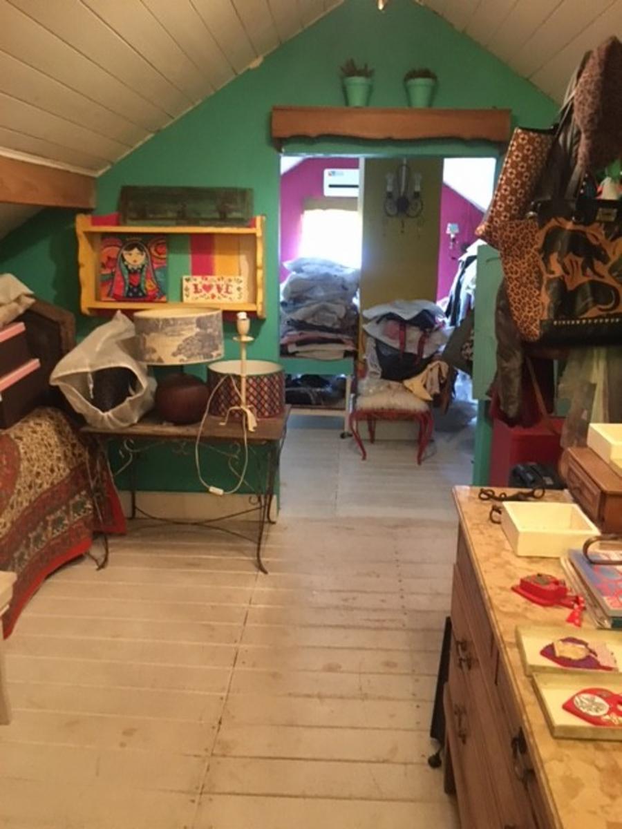 Excelente propiedad en corazón de manzana con una súp. de terreno de 900m2, pileta y SUM. — foto 5
