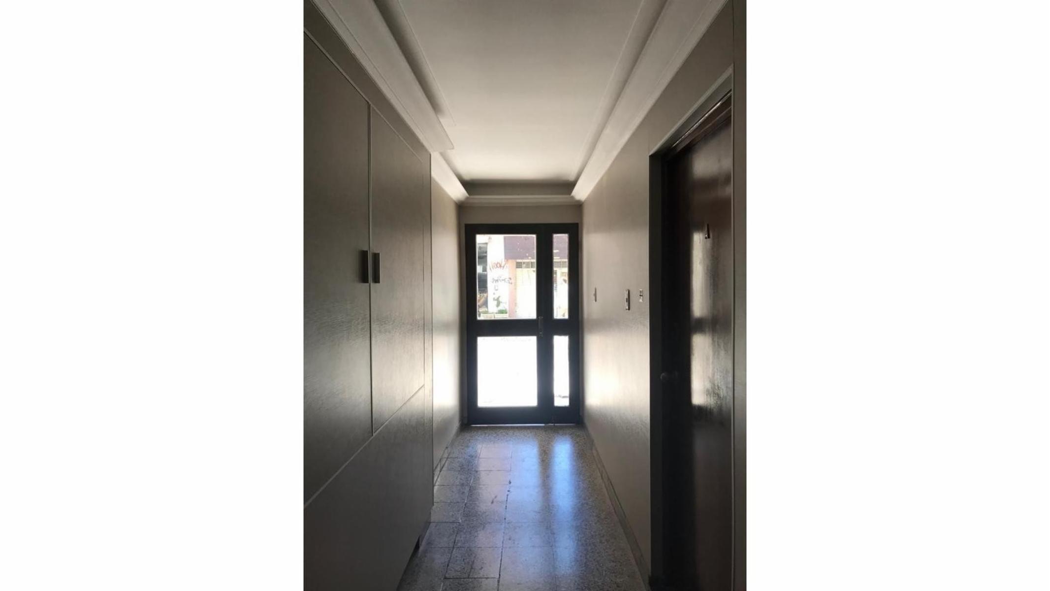 LUMINOSO DEPARTAMENTO 3 AMBIENTES A METROS DE LA PLAZA MITRE Y DE LA ESTACIÓN DE RAMOS MEJÍA — foto 13
