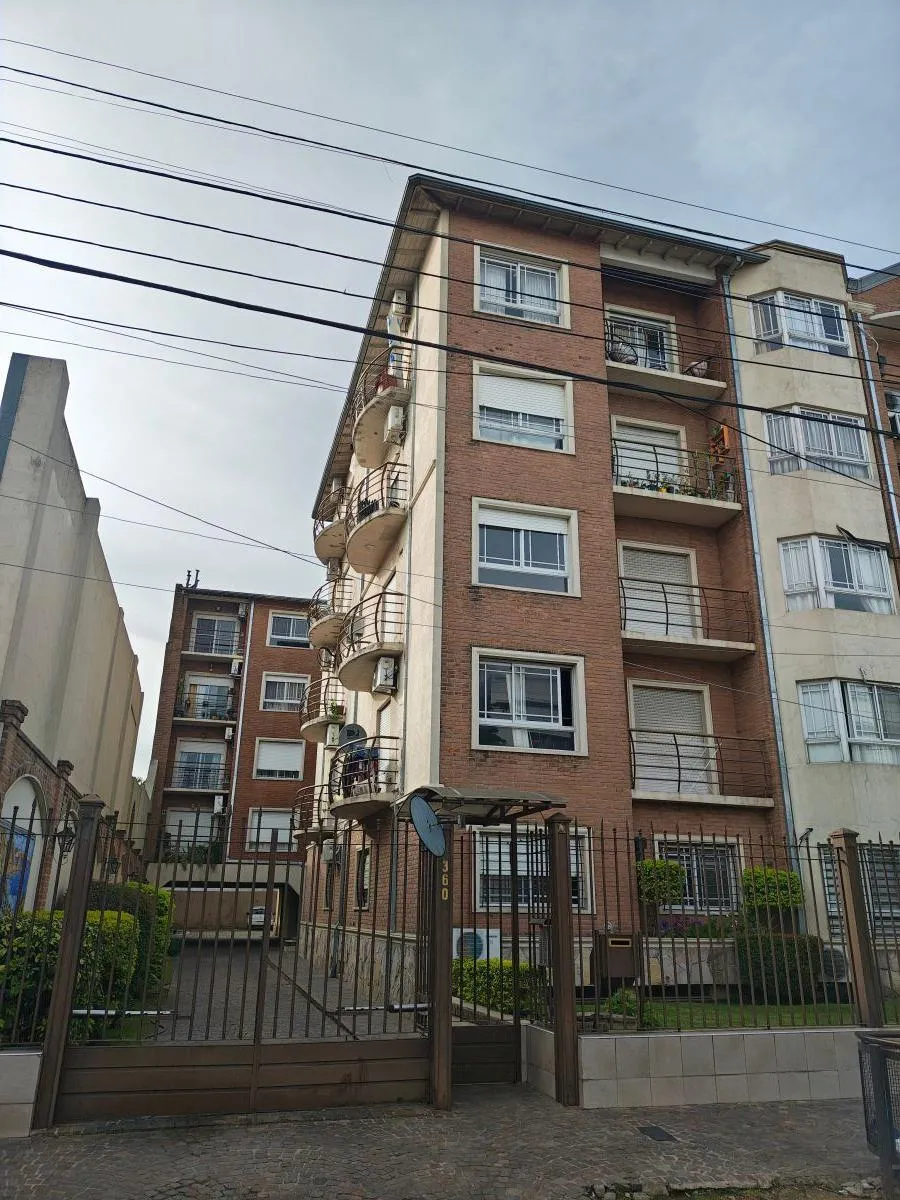 DEPARTAMENTO 4 AMBIENTES con COCINA INDEPENDIENTE  EN RAMOS MEJIA - 8