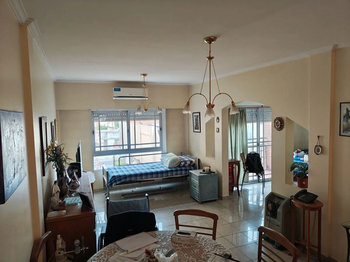 DEPARTAMENTO 4 AMBIENTES con COCINA INDEPENDIENTE  EN RAMOS MEJIA - 14
