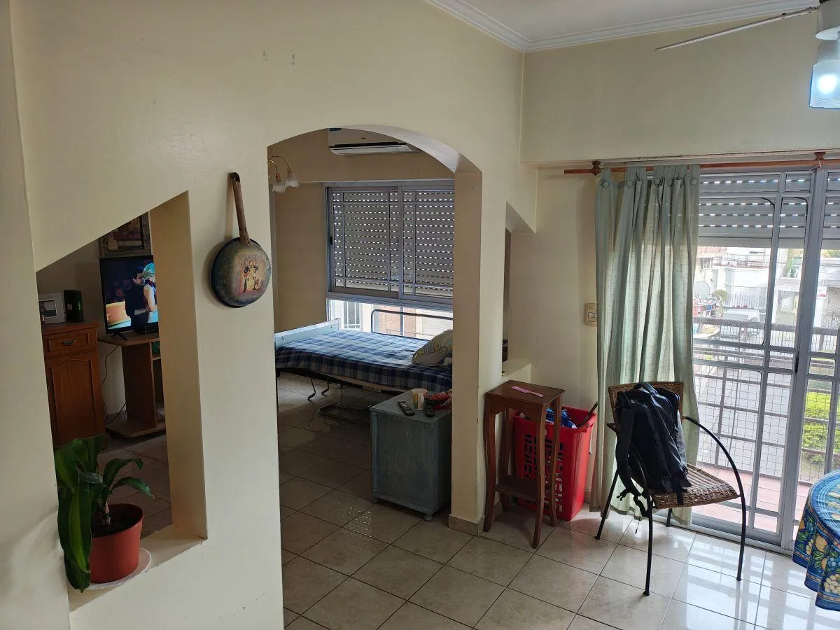 DEPARTAMENTO 4 AMBIENTES con COCINA INDEPENDIENTE  EN RAMOS MEJIA - 4
