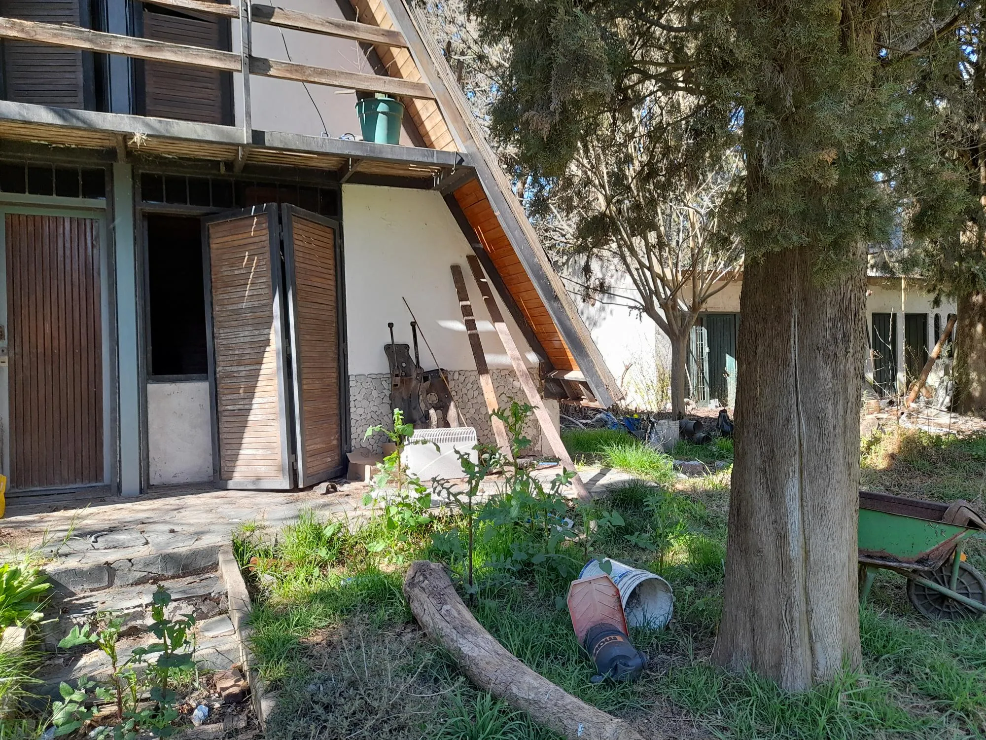 3 excelentes lotes barrio Yei Pora - 2