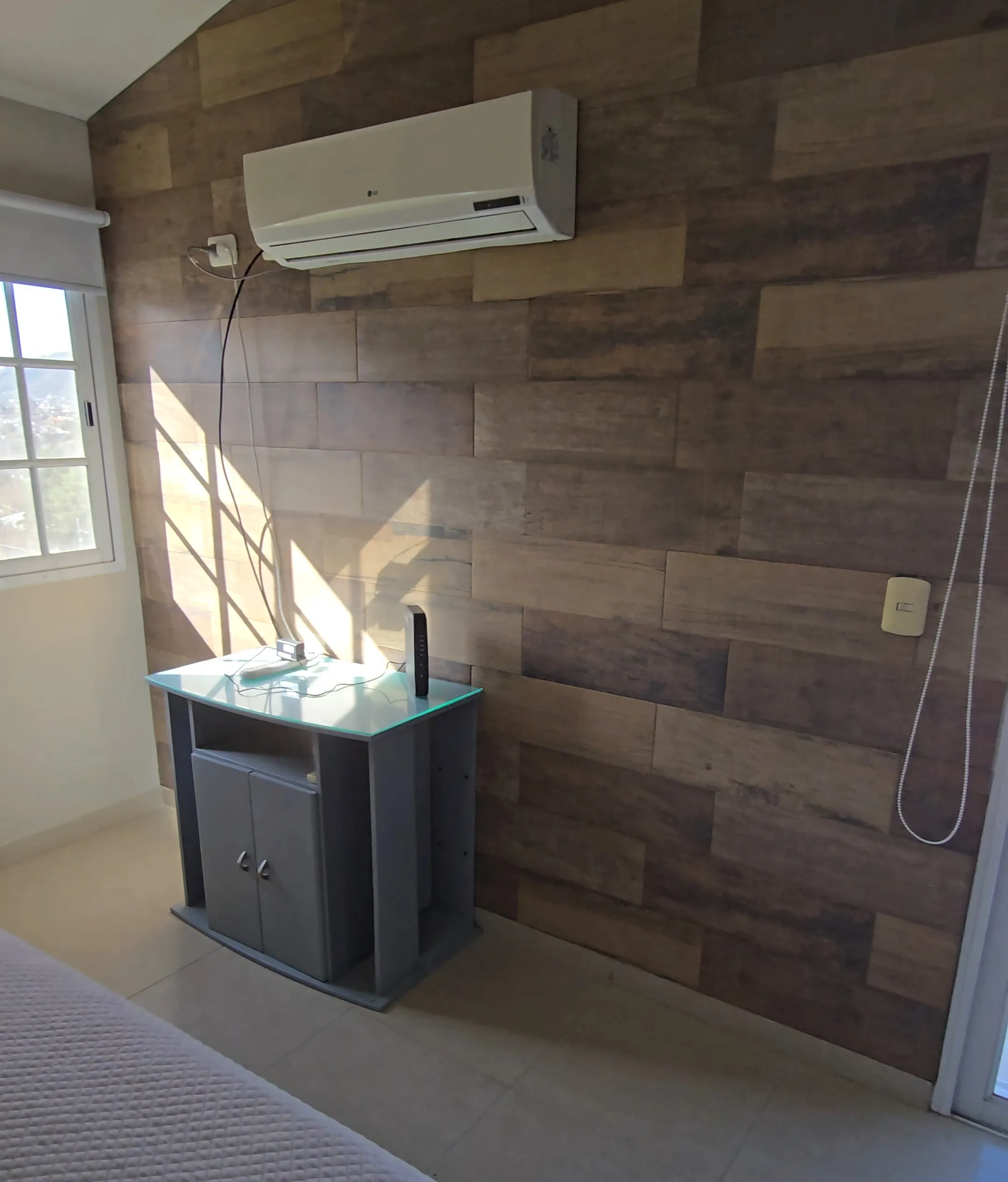 MUY LINDA CASA EN VENTA EN CARLOS PAZ, BARRIO RESIDENCIAL LAS ENSENADAS, CON GAS NATURAL ! Digna de ver. - 16