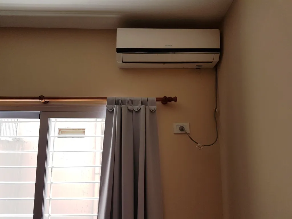LINDO DEPARTAMENTO EN VILLA CARLOS PAZ, ALQUILER PERMANENTE A 2 AÑOS, EN COMPLEJO CON PILETA, QUINCHO ASADOR, Gas Natural. Calefacción central - 8
