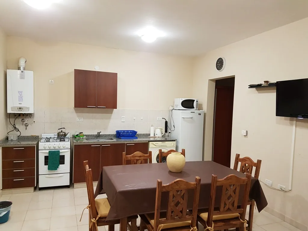 LINDO DEPARTAMENTO EN VILLA CARLOS PAZ, ALQUILER PERMANENTE A 2 AÑOS, EN COMPLEJO CON PILETA, QUINCHO ASADOR, Gas Natural. Calefacción central - 7