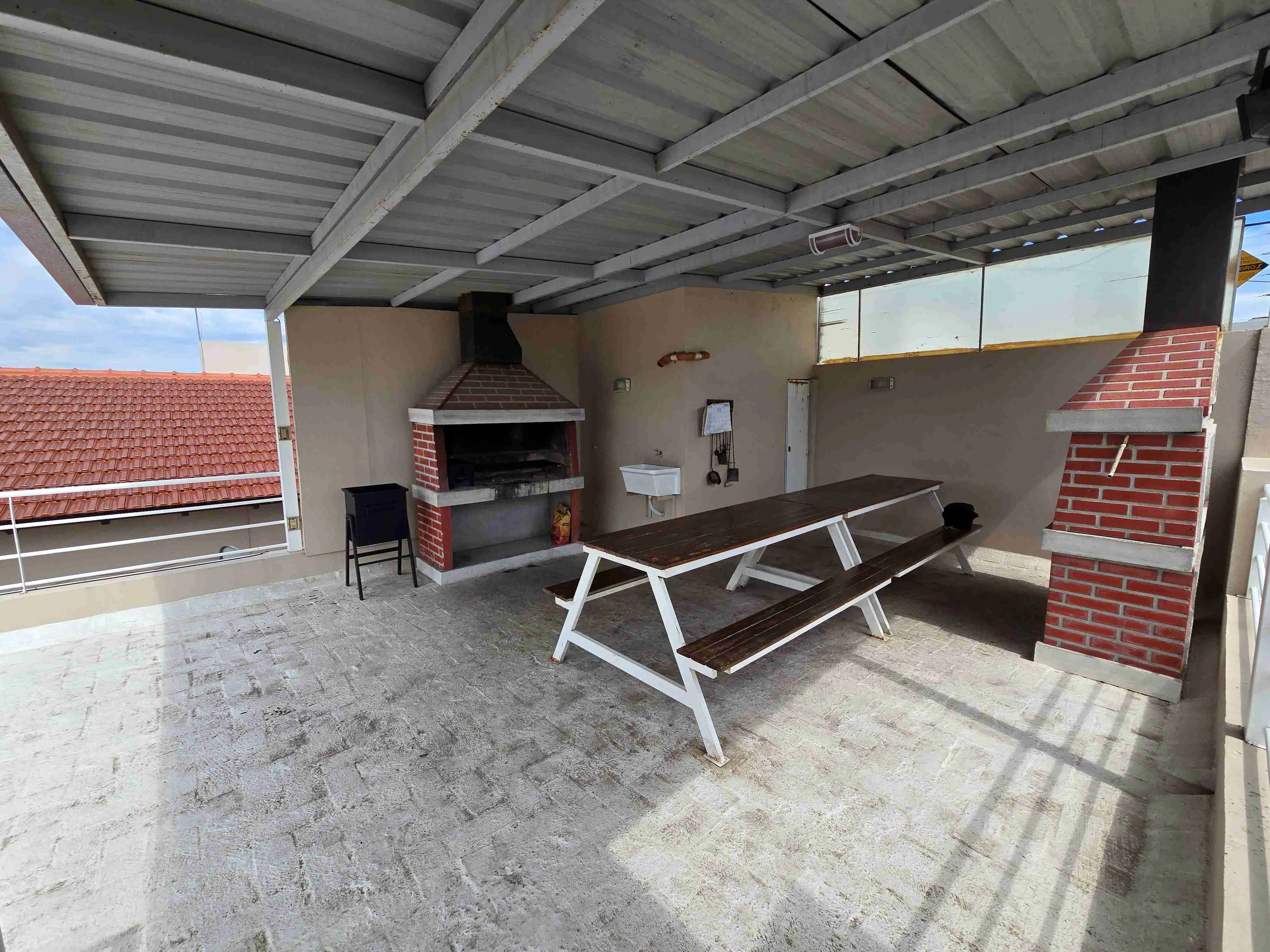 MUY LINDO DEPARTAMENTO de 2 dormitorios, EN VILLA CARLOS PAZ, ALQUILER PERMANENTE A 2 AÑOS, EN COMPLEJO CON PILETA, QUINCHO ASADOR, Gas Natural. Calefacción central - 8