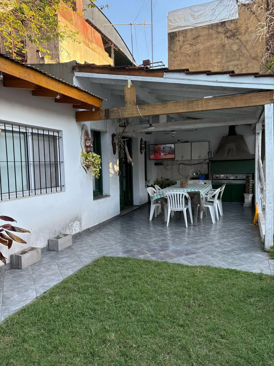 Casa quinta de 1000 m2 EN PLENO CENTRO DE SAN MARTIN — foto 8