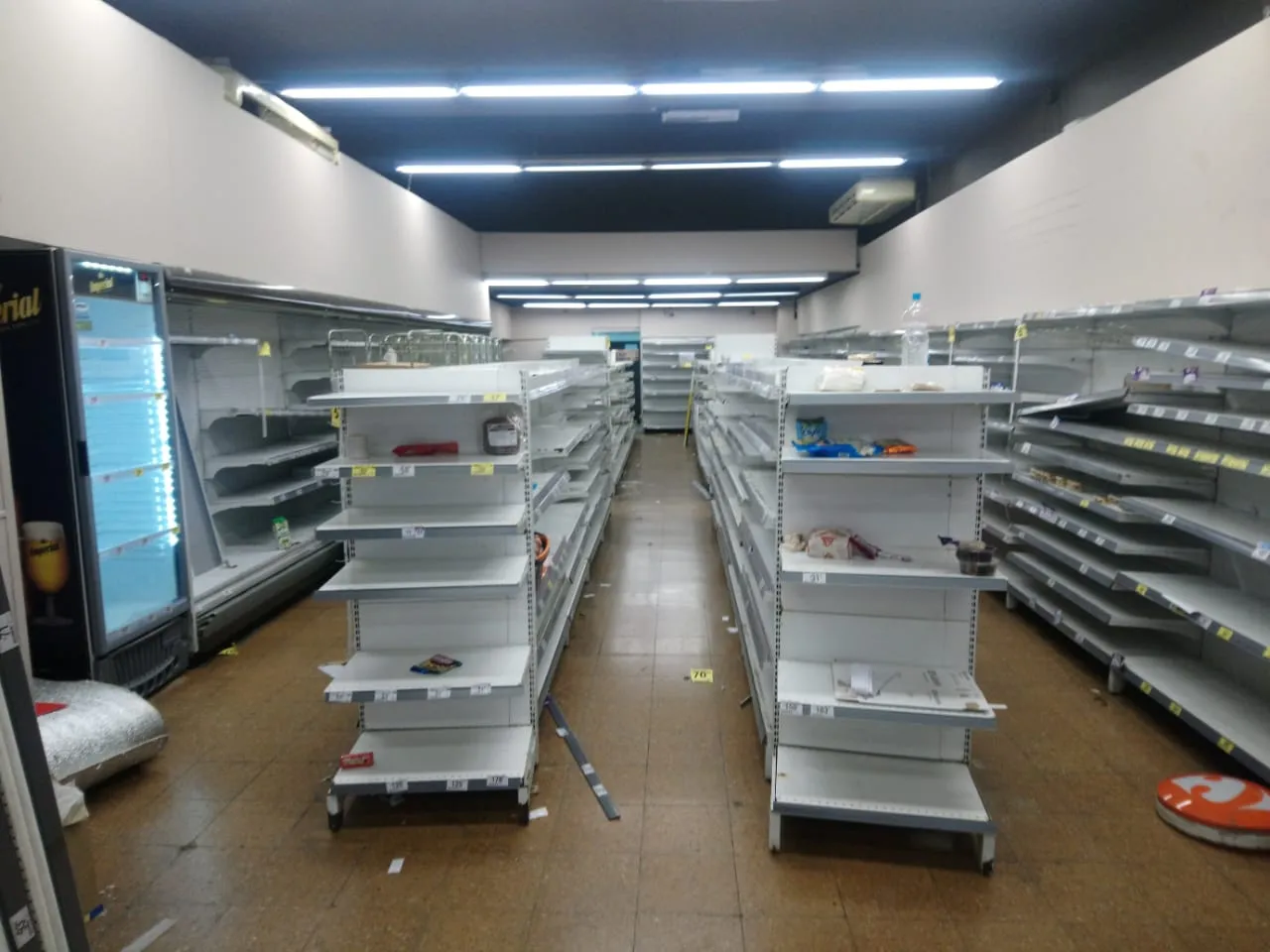 ALQUILER DE LOCAL A METROS DE LAVALLE — foto 5