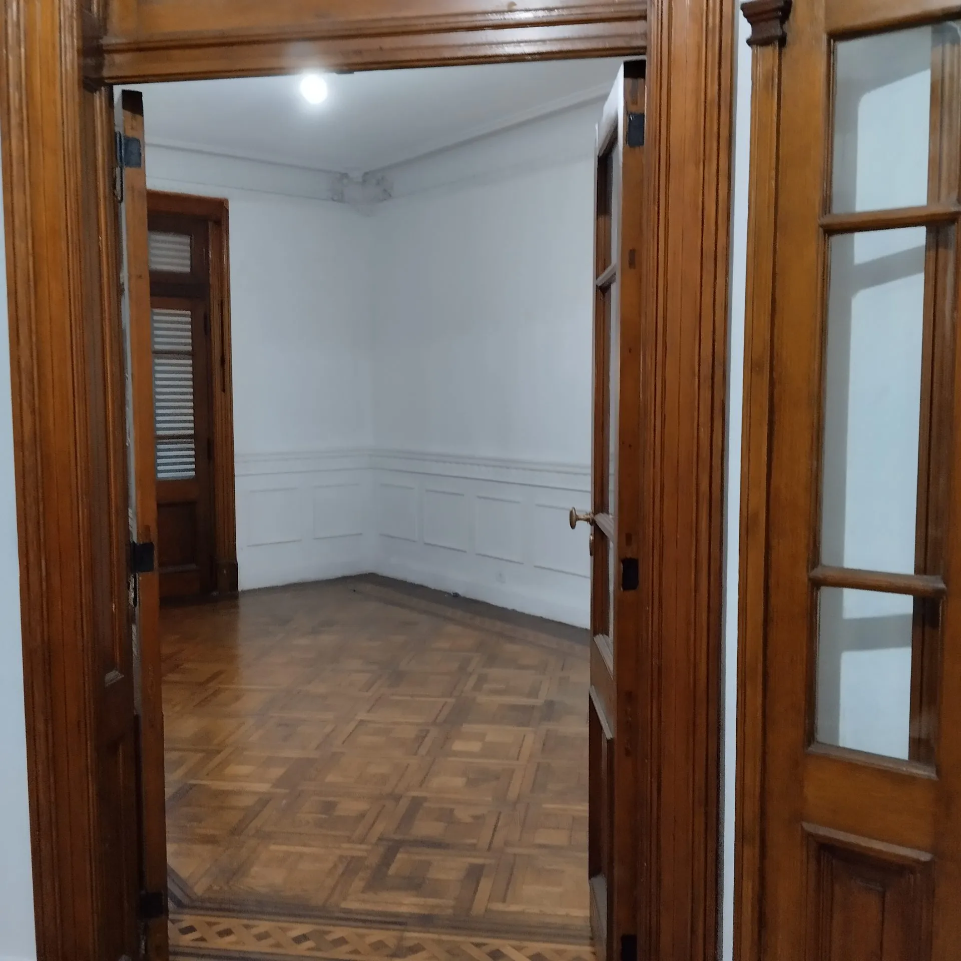 ALQUILER DEPARTAMENTO 6 AMBIENTES EN SAN NICOLAS — foto 2